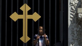 V katolíckej cirkvi boli od roku 1950 tisíce pedofilov, ukázalo vyšetrovanie